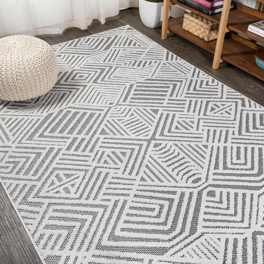 5'x8' Jordan High-Low Pile Art Deco Geometric Indoor/Outdoor Area Rug, White/Black - JONATHAN Y
