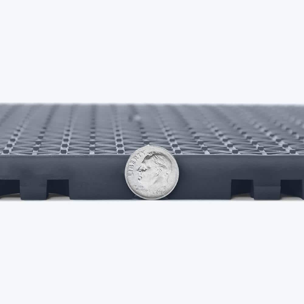 12"x12" Interlocking Outdoor Tiles