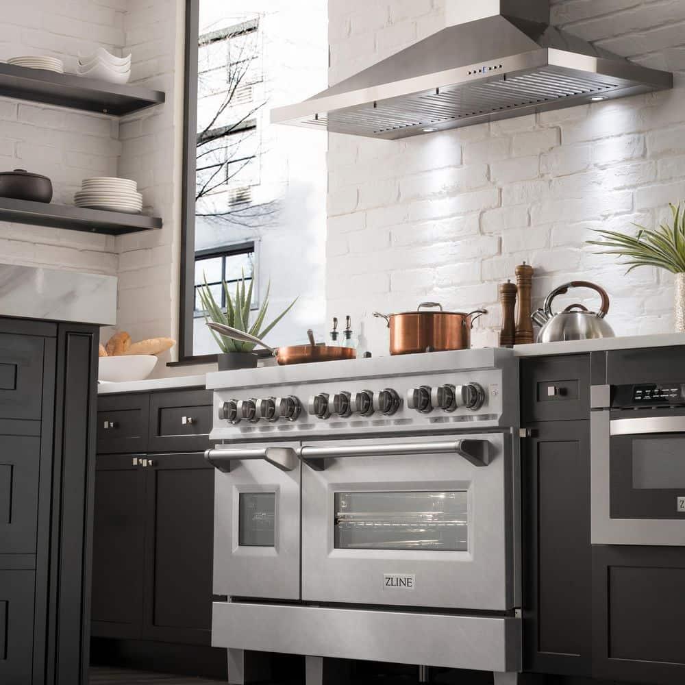 ZLINE 48 in. 6.0 cu. ft. Legacy Dual Fuel Range W/ 7 Burner Gas Cooktop & 2 Electric Ovens in Stainless Steel (RA48)