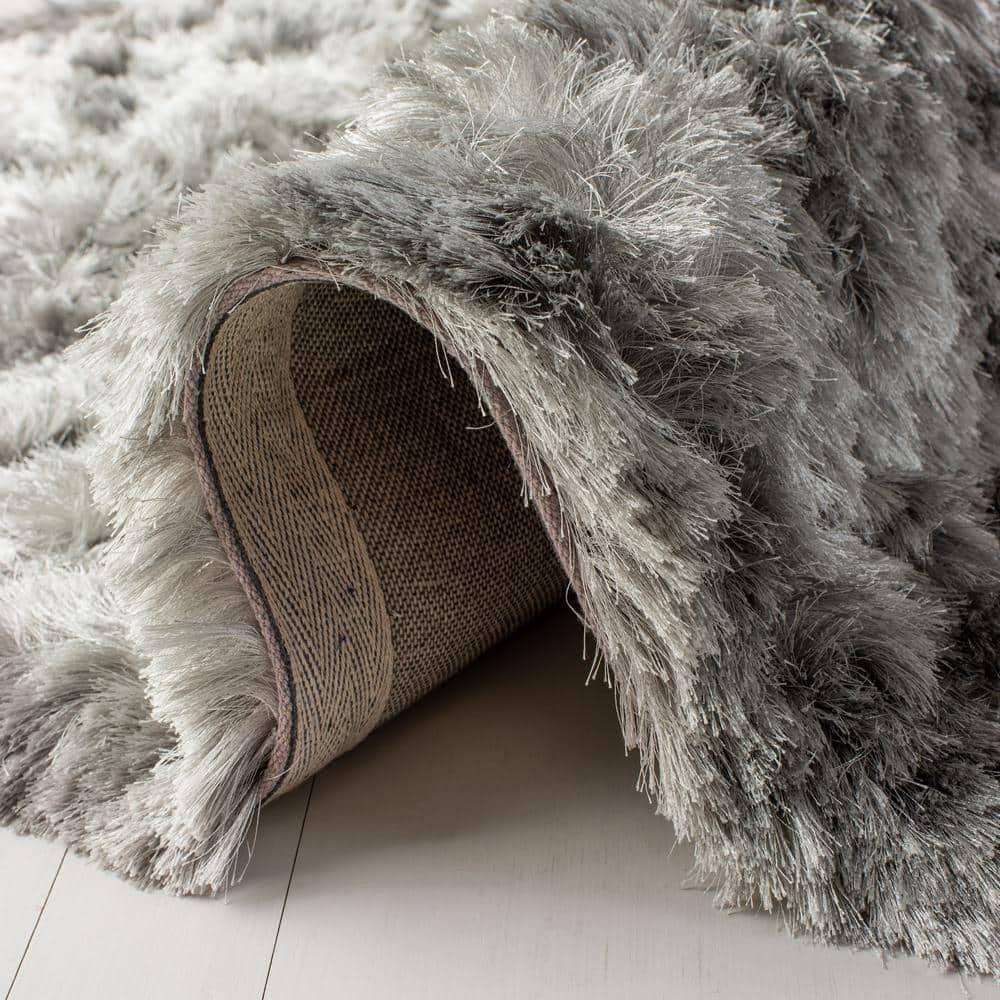 Ocean Shag OCG101 Hand Tufted Indoor Accent Rug - 4'x4' - Silver - Safavieh