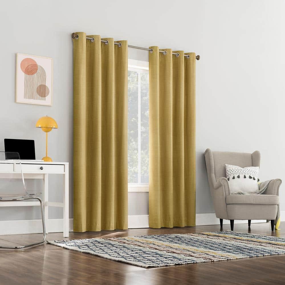 Sun Zero Cameron Thermal Insulated 100% Blackout Grommet Curtain Panel