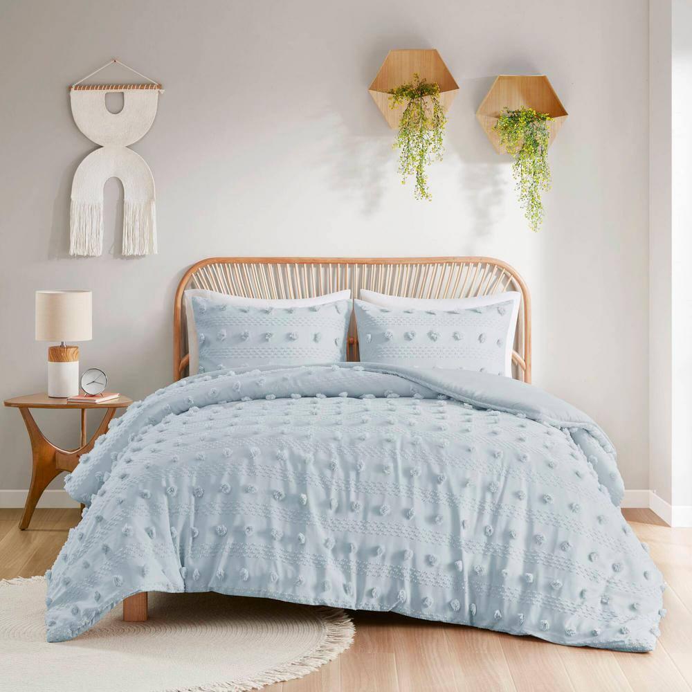Intelligent Design Lucy Clip Jacquard Duvet Cover Set