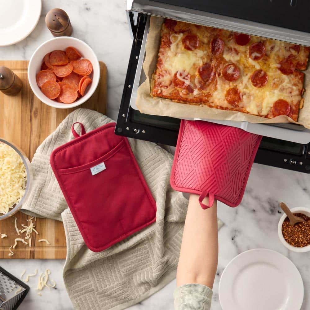 Town & Country Living Town & Country Living Basket Weave Potholder Set (Set of 2)