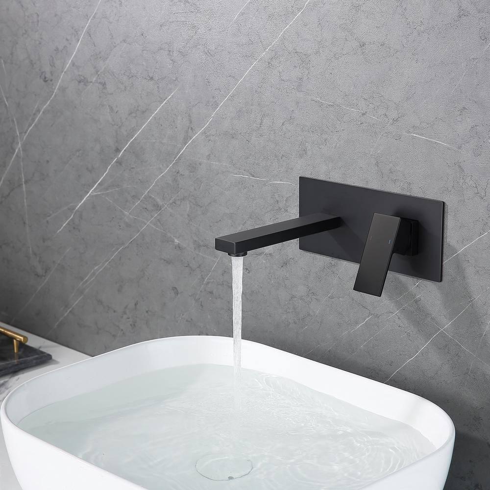 Wall Single-handle Bathroom Faucet with Drain Assembly