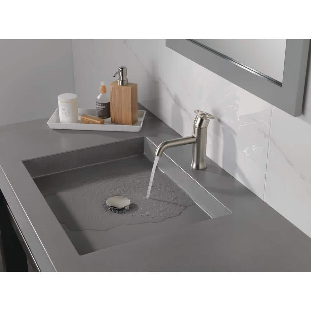 Trinsic Single Hole Bathroom Faucet with Wheel Handle, Single Handle Bathroom Sink Faucet