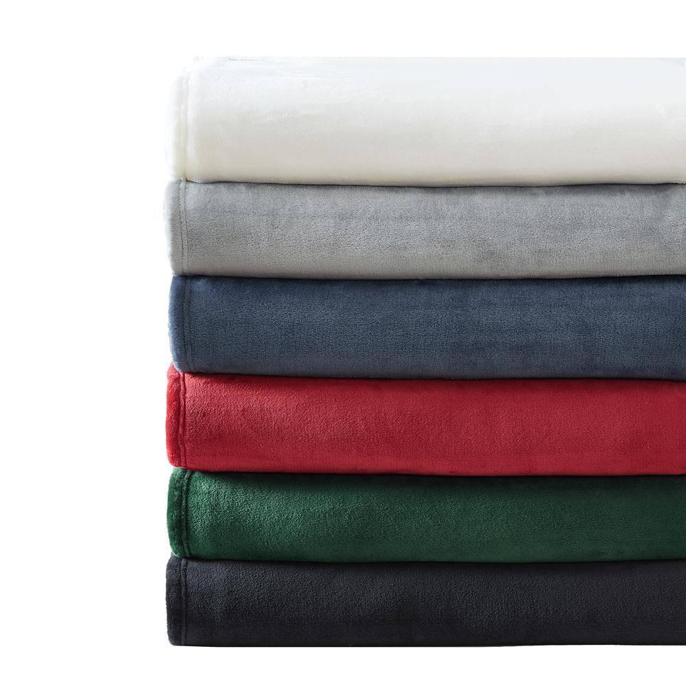 Nautica Nautica Solid Ultra Soft Plush Fleece Blanket