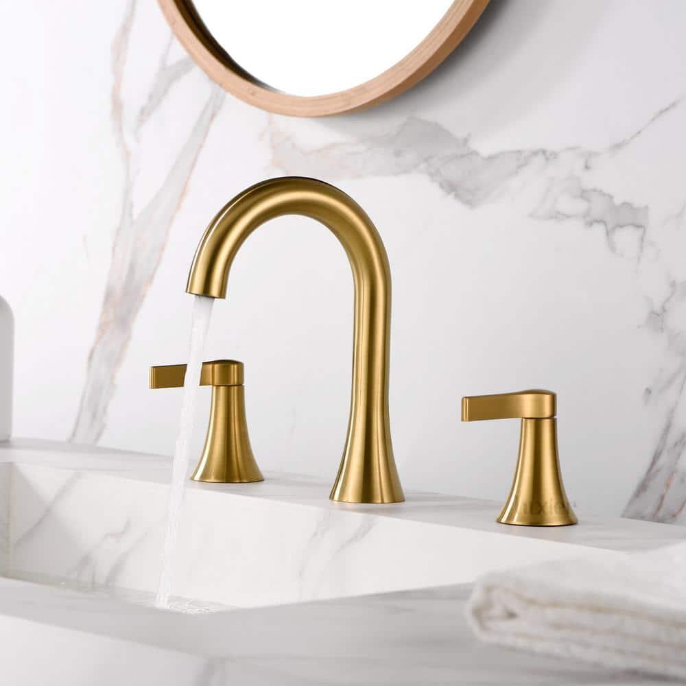 Widespread Bathroom Faucet with Drain Assembly