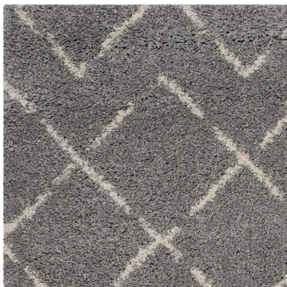 Arizona Shag ASG743 Power Loomed Indoor Area Rug - Grey/Ivory - 4'x6' - Safavieh
