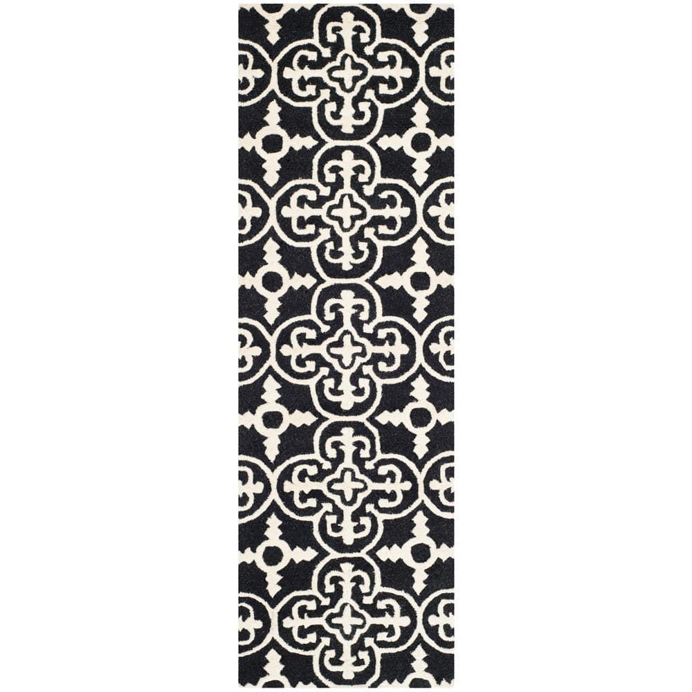 Cambridge CAM133 Hand Tufted Area Rug  - Safavieh