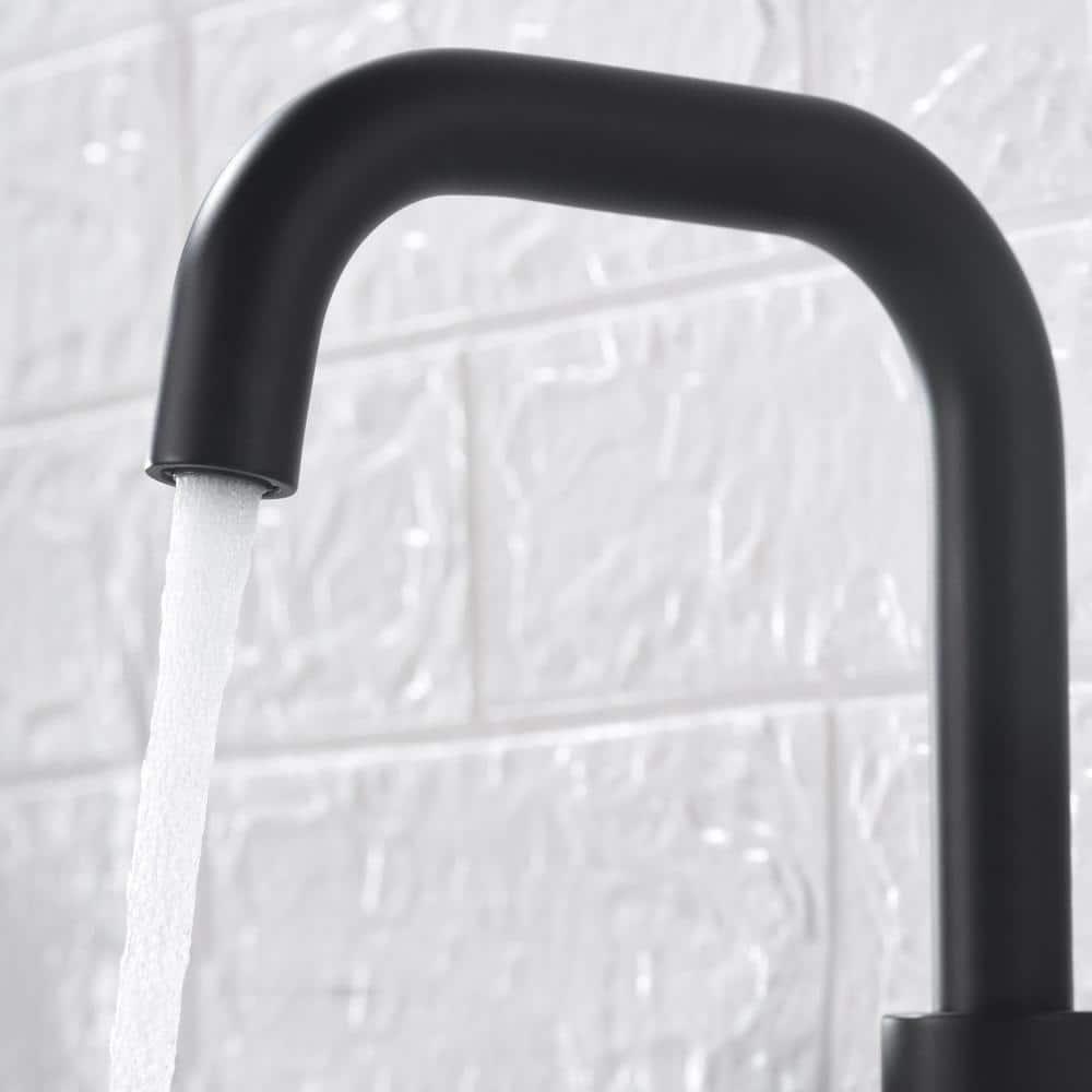 Kree Widespread 2-handle Bathroom Faucet with Drain Assembly