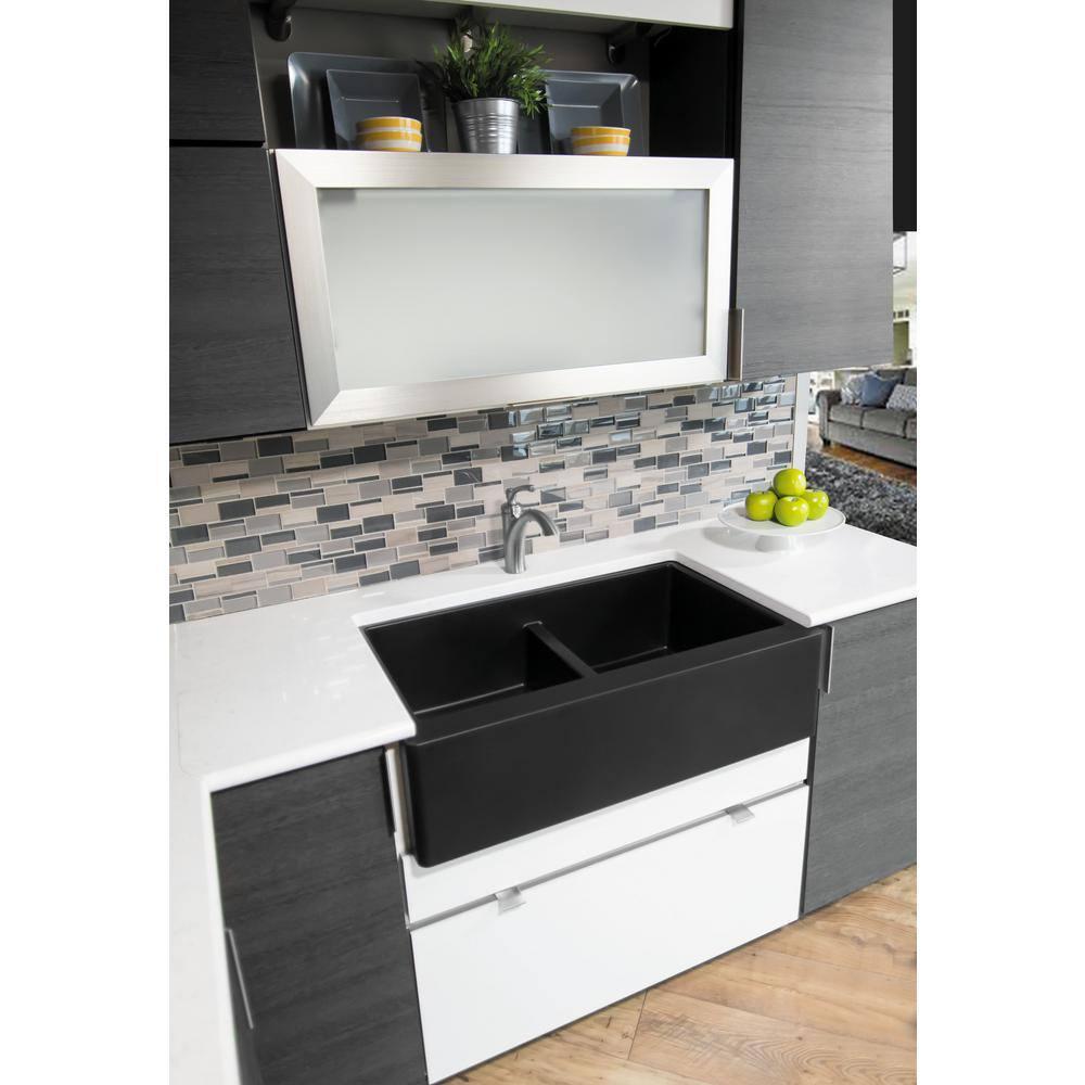 Karran Karran Quartz 34'' X 21-1/4'' 50/50 Double Bowl Farmhouse/Apron Front Kitchen Sink Kit QA-750-BR-PK1