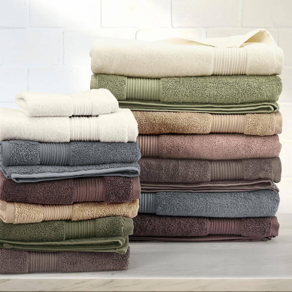 Five Queens Court Soma Bath Towel Set