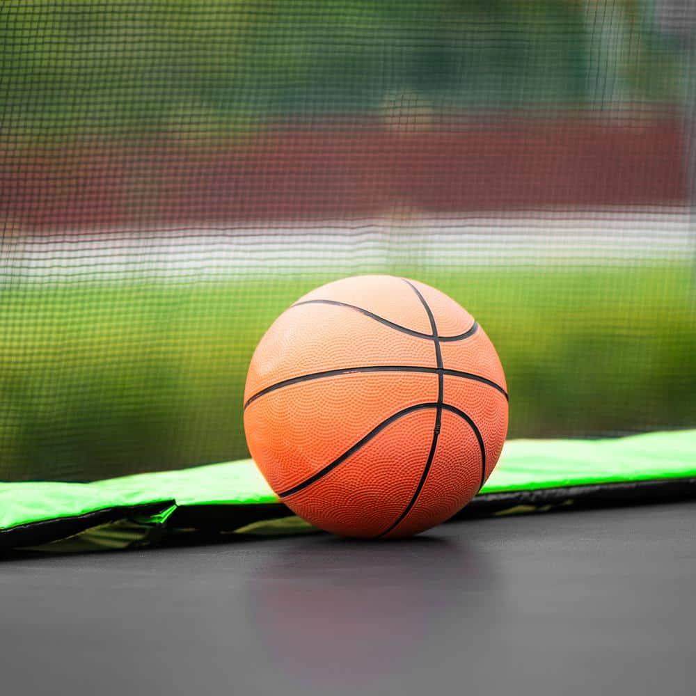 12FT Round Tranpoline with Safety Enclosure Net and Ladder for Kids, Straight Poles Recreational Outdoor Trampoline with Basketball Board and Ball, Weight Capacity 264 LBS, Green