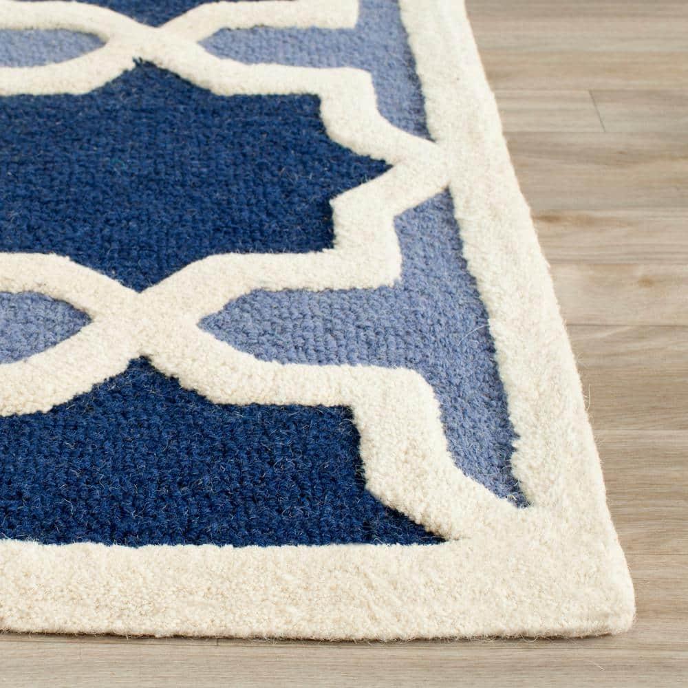 SAFAVIEH Cambridge Lincoln Geometric Wool Area Rug, Blue/Ivory, 10' x 10' Square