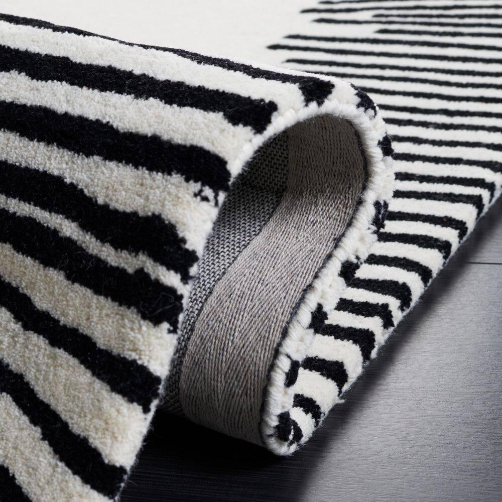 Fifth Avenue FTV129 Hand Tufted Indoor Area Rug - Ivory/Black - 8'x10' - Safavieh