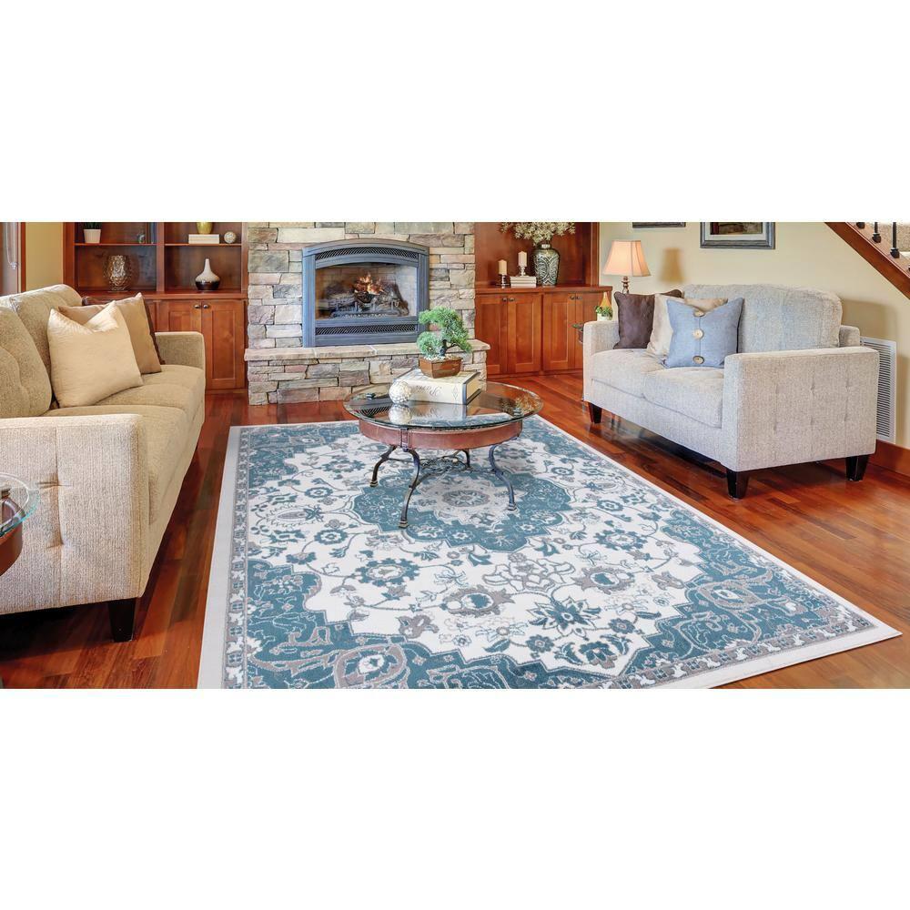 Madison Collection Royal Medallion Ivory 7 ft. 10 in. x 9 ft. 10 in. Area Rug