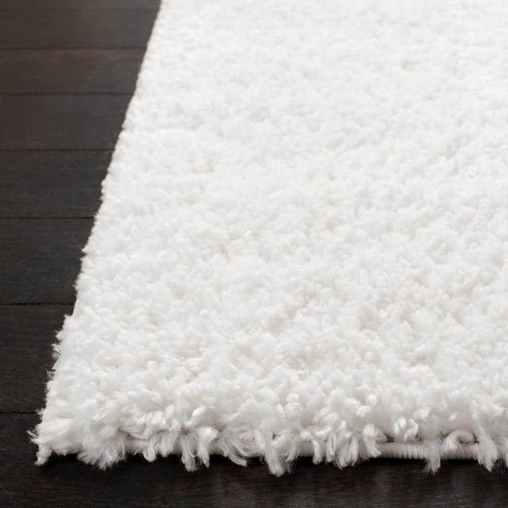 August Shag 900 AUG900 Power Loomed Indoor Accent Rug - White - 3'x3' - Safavieh