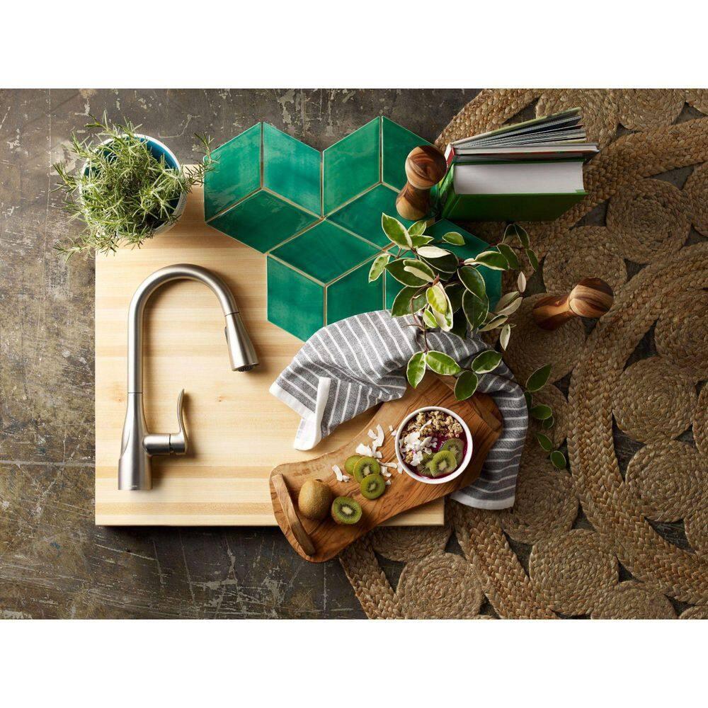 Moen Arlo One Handle Stainless Steel Motion Sensing Pull-Down Kitchen Faucet