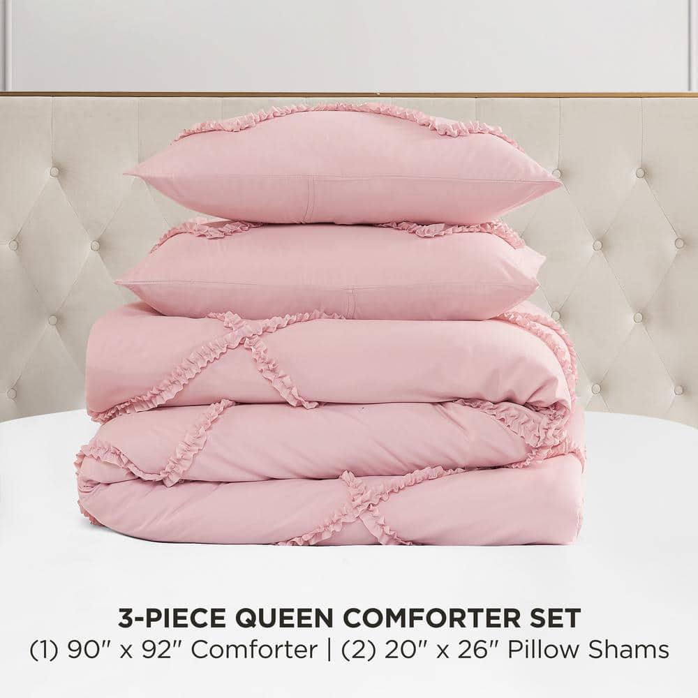 Juicy Couture Juicy Couture Diamond Ruffle Reversible Comforter & Shams Bedding Sets