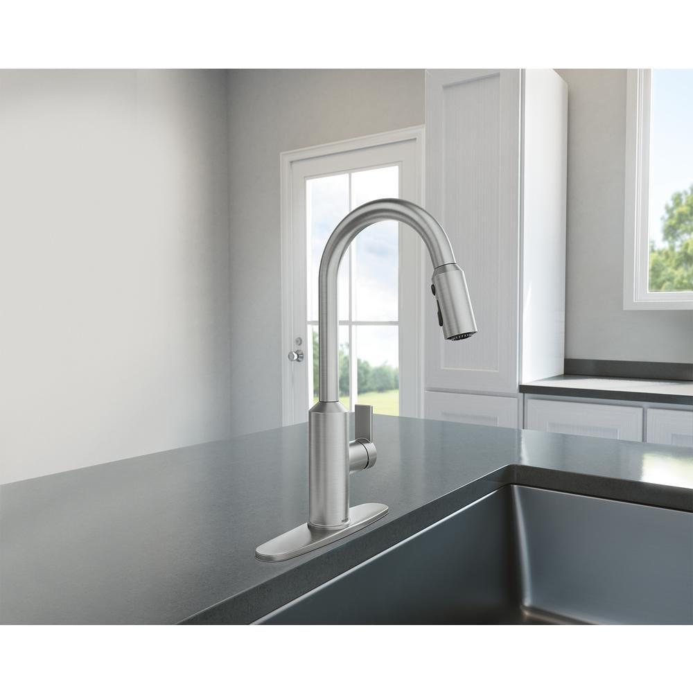 Brushed Nickel Single-Handle Pull-Out Spray Kitchen Faucet