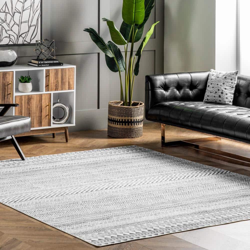 Nuloom Kira Pet Friendly Machine Washable Geometric Area Rug, 2' x 3', Grey