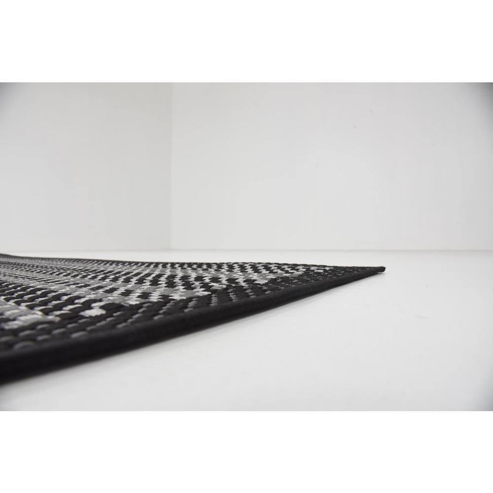 Unique Loom 6' 0 x 9' 0 Gray Outdoor Border Checkered Area Rug