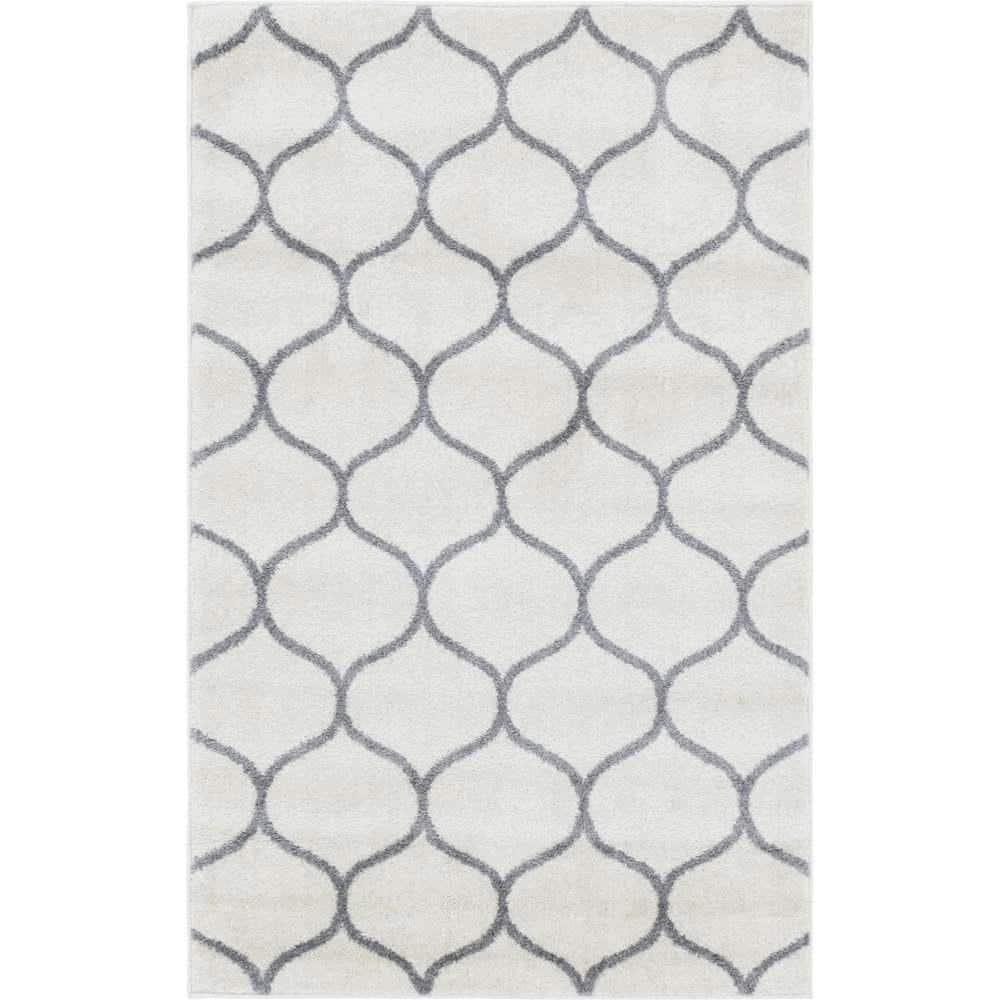 Unique Loom 3' 3 x 5' 3 Trellis Frieze Rounded Ivory Area Rug
