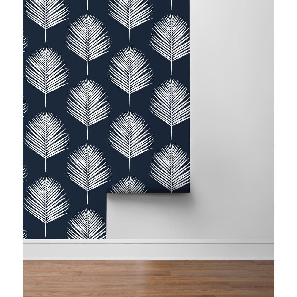 Luxe Haven Peel & Stick Floral Roll