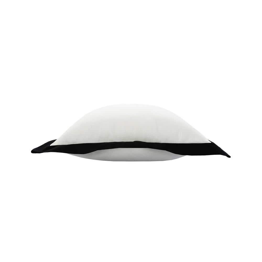 ZeaZu 20" X 20" Black And White 100% Cotton Geometric Zippered Pillow