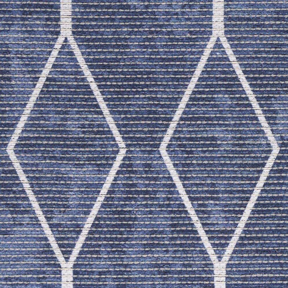 Pymble Geometric Machine Washable Area Rug in Navy Blue