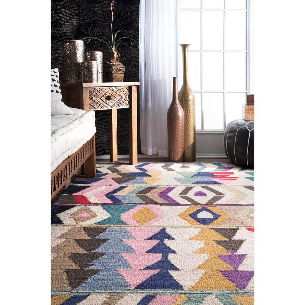 nuLOOM Ofelia Hand Tufted Wool Accent Rug, 3' x 5', Multi