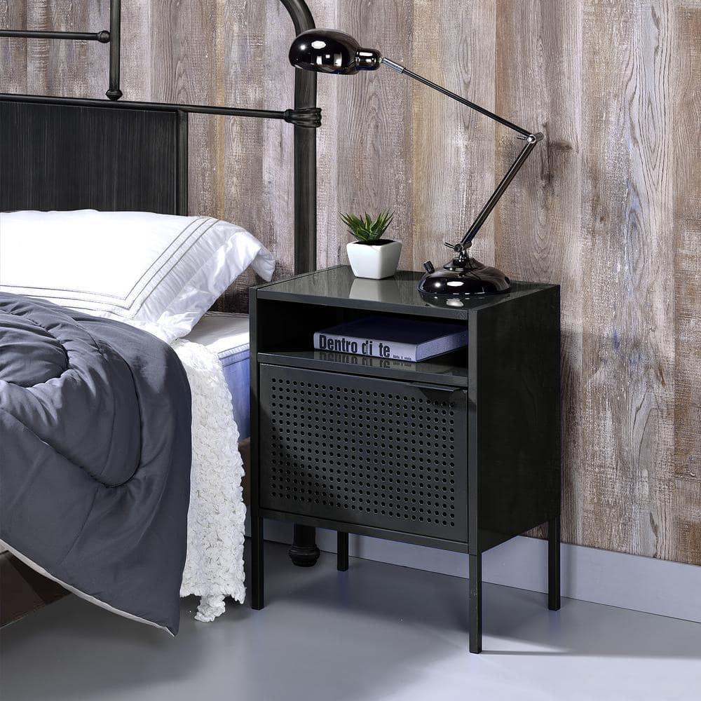 Zander 19'' W Metal Nightstand
