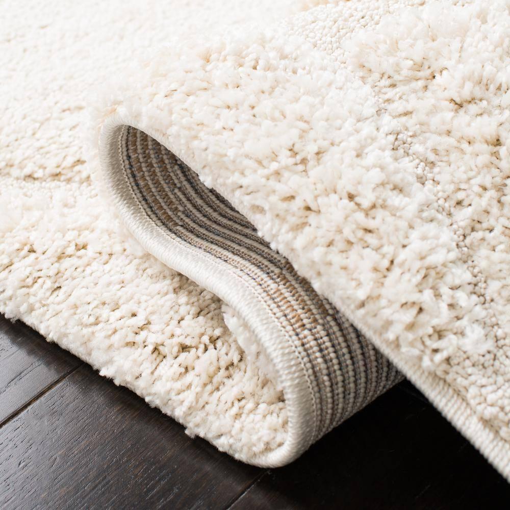 Florida Shag SG455 Power Loomed Indoor Area Rug - Creme/Creme - 5'x5' - Safavieh.