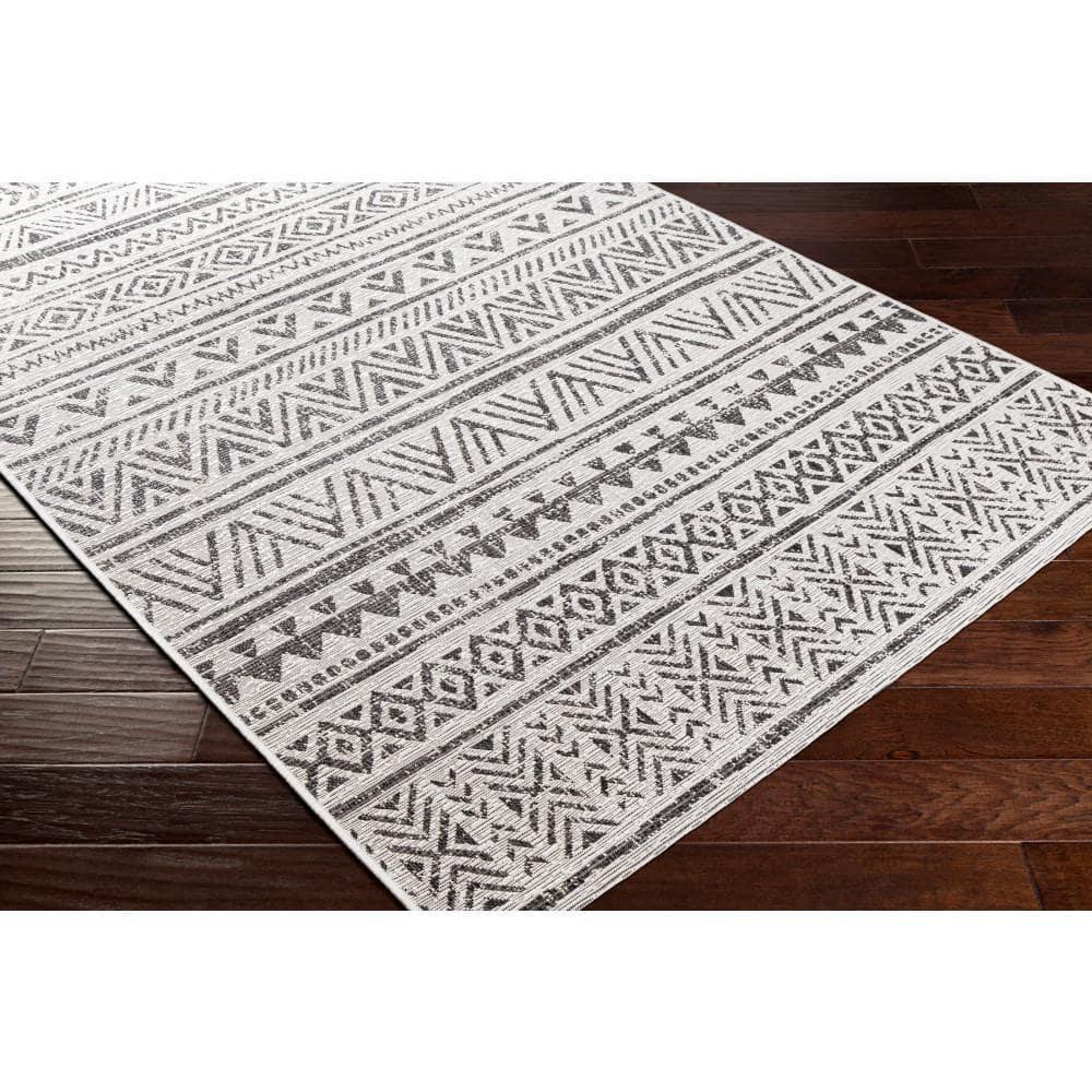 Livabliss Eagean Global Indoor/Outdoor Area Rug,5'3" x 7'7",Charcoal