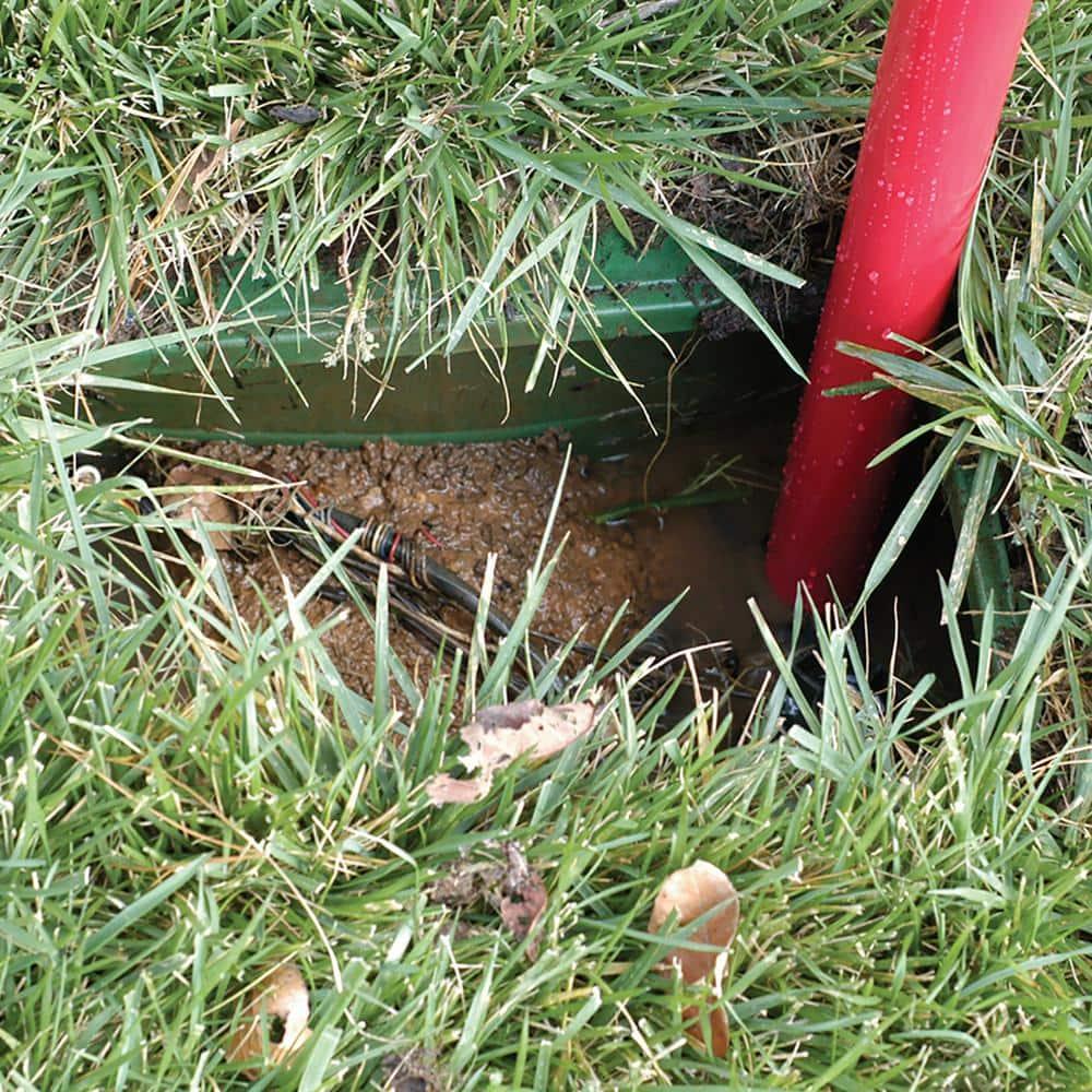 Red Thermoplastic Utility Hand Pump with Flexible Hose