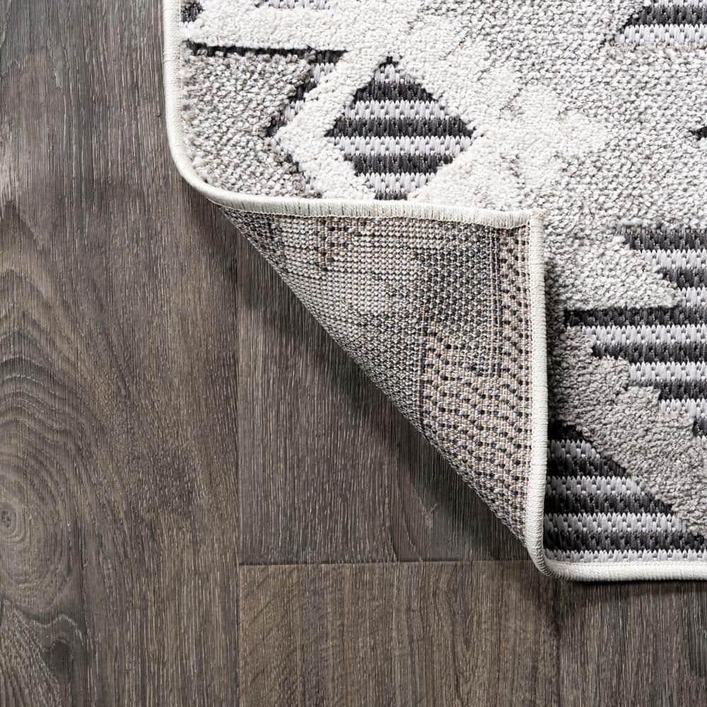 8'x10' Sumak High-Low Pile Neutral Diamond Kilim Indoor/Outdoor Area Rug, Gray/White/Black - JONATHAN Y