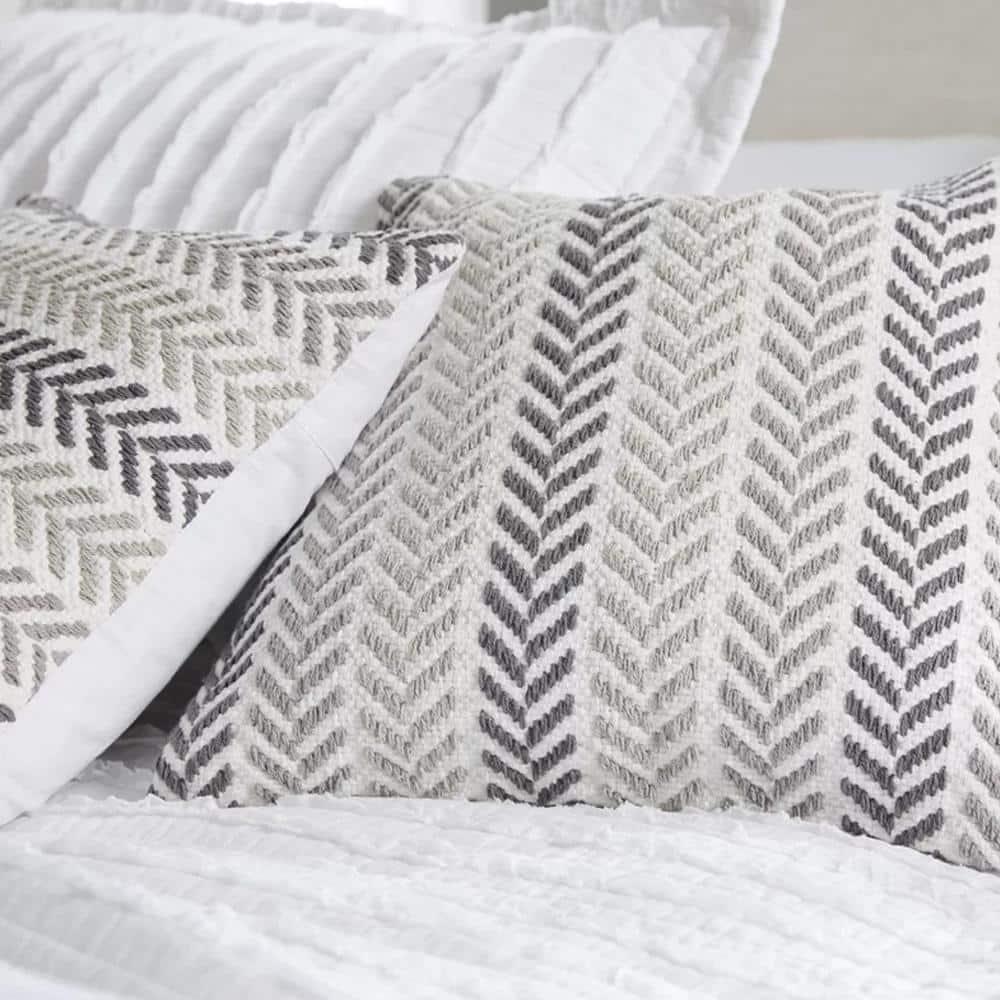 HomeRoots 18" Gray and White Throw Pillow
