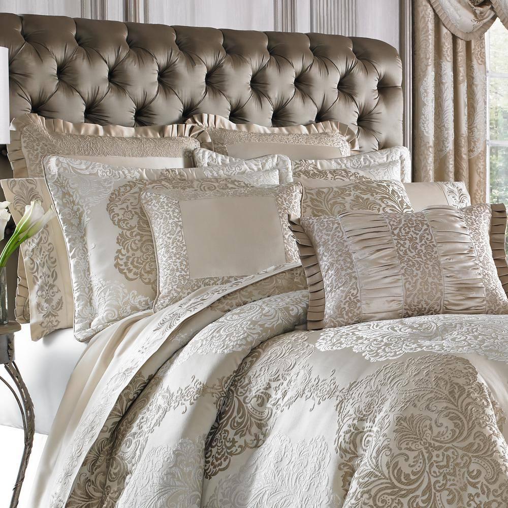 California King Ivory and Gold Damask Comforter Set
