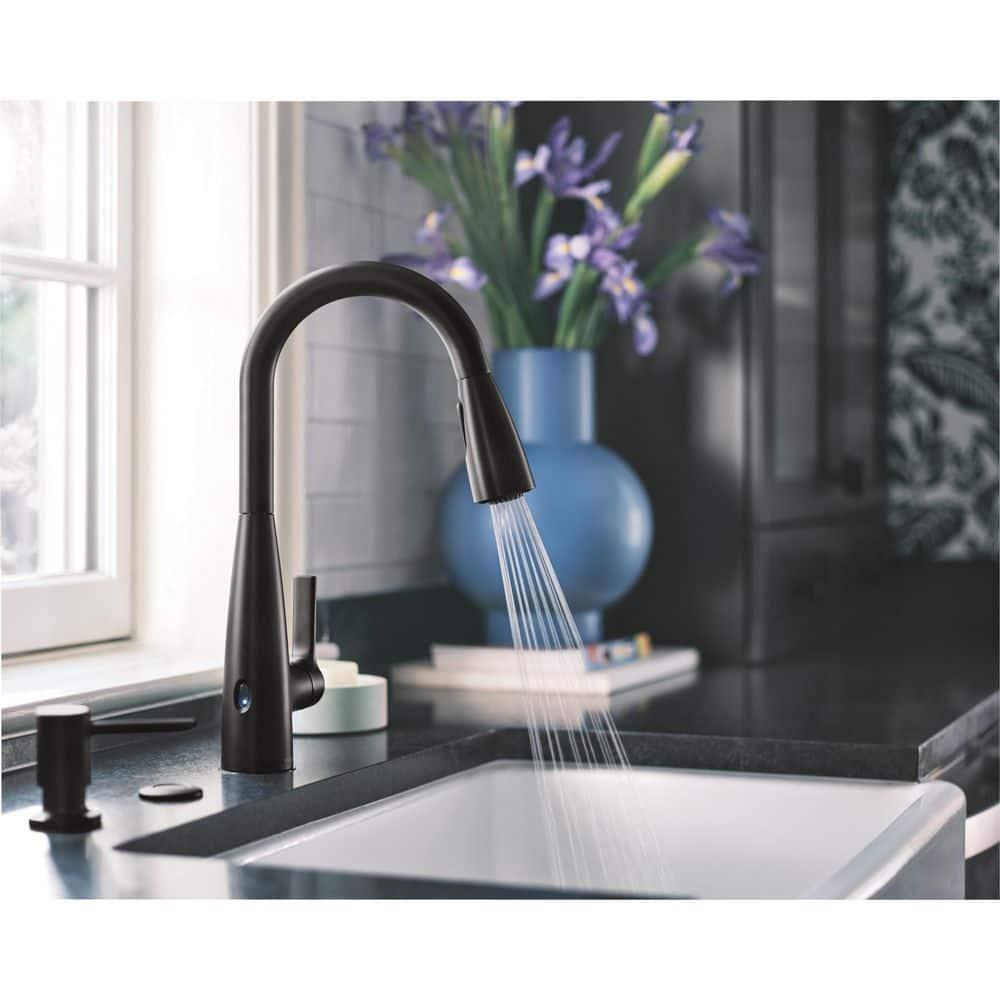 Moen 87627EIBL Haelyn Single-Handle Pull-Down Sprayer Kitchen Faucet with ColorCue Temperature Indicator, Matte Black