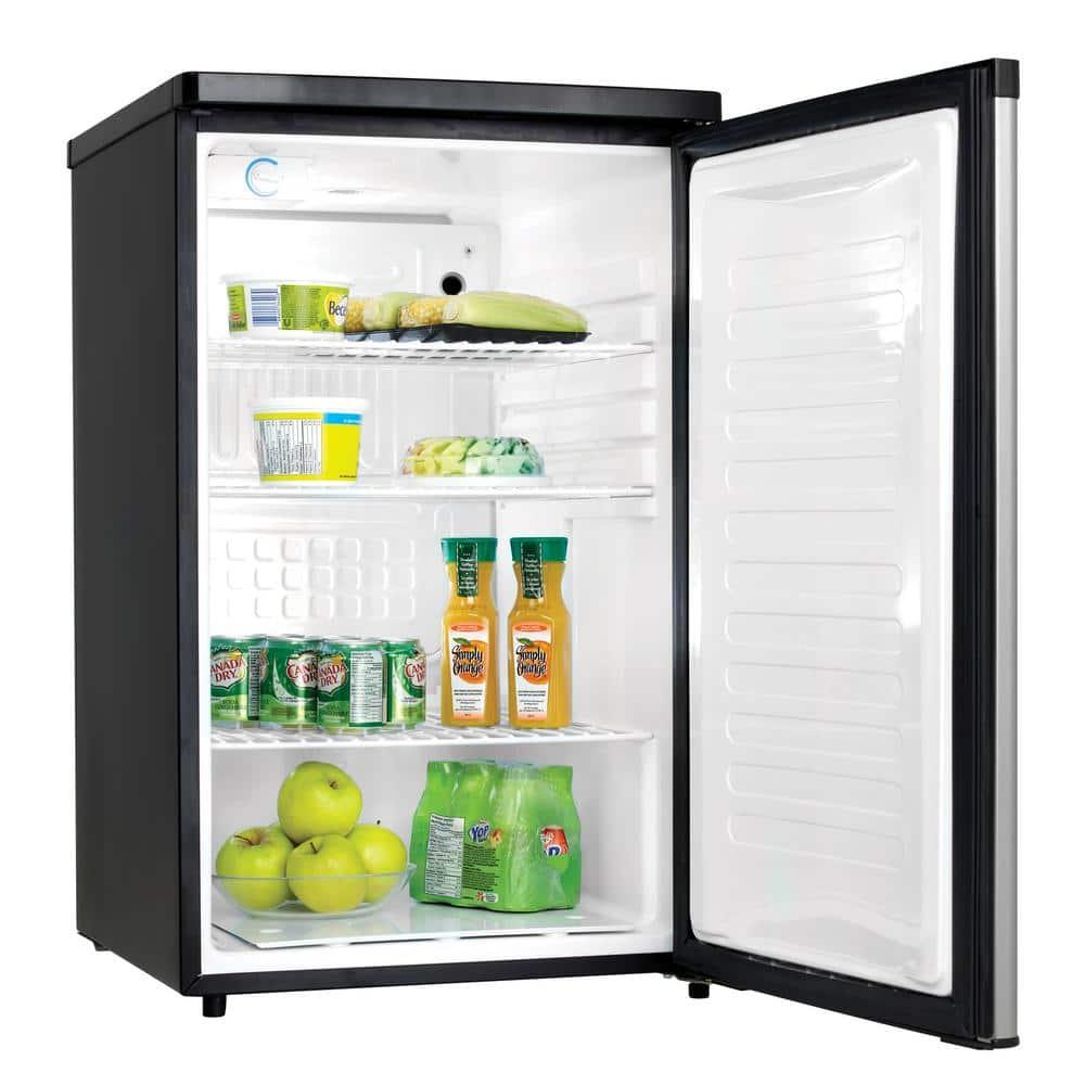 Danby Danby 5.4 Cubic Feet Silver Single Tap Half Barrel (Full Size) Freestanding Kegerator with Adjustable Temperature