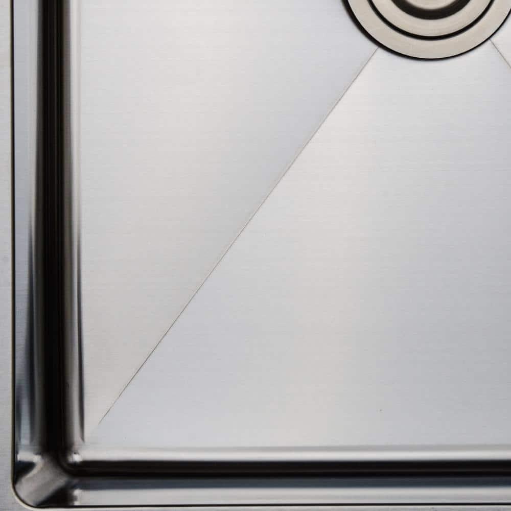 Wells Sinkware Chef's Series 20.5'' L Undermount Stainless Steel Kitchen Sink CSU2119-9