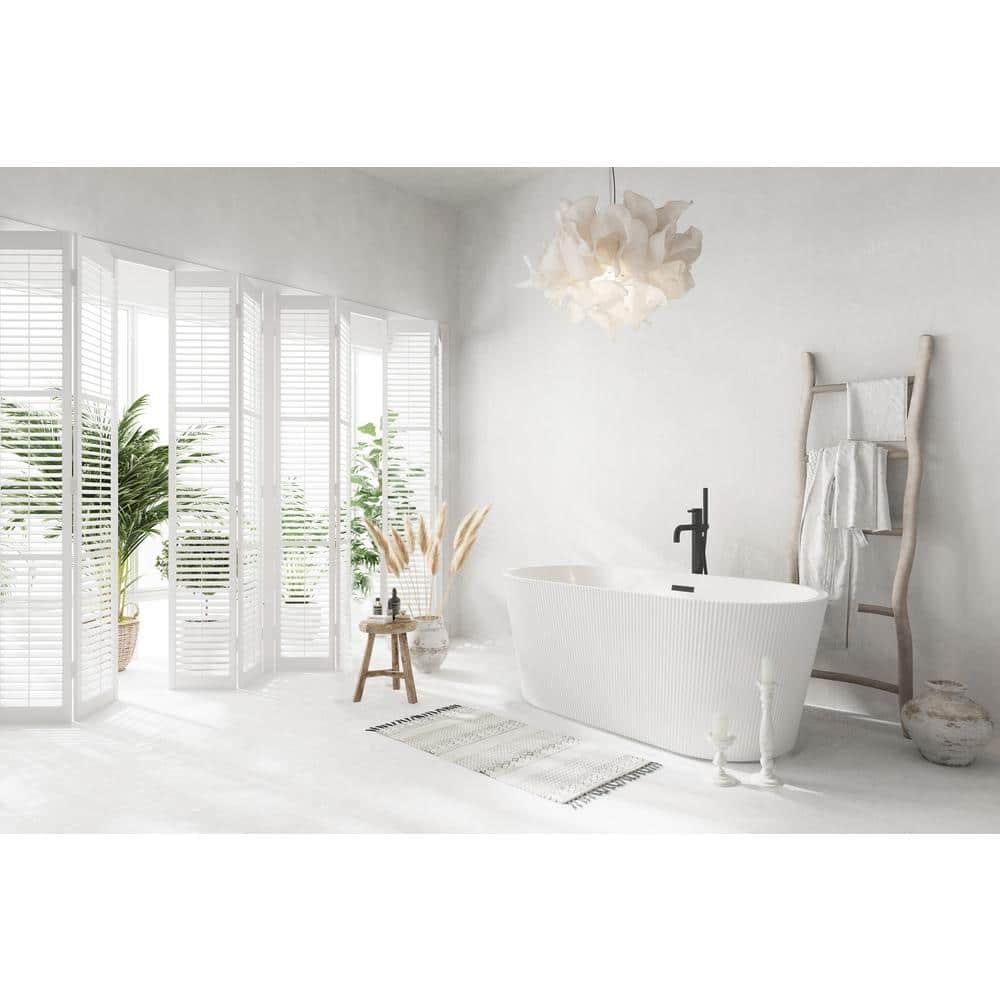 59 Inch Bathtub in Glossy White with Trim