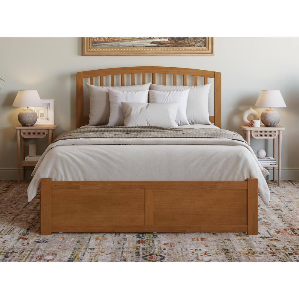 Richmond Solid Wood Platform Bed with Panel Footboard and Trundle