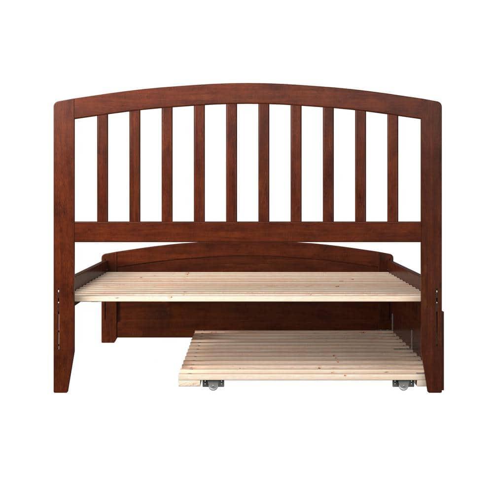Richmond Full Platform Bed with Matching Foot Board with Twin Size Urban Trundle Bed in Walnut