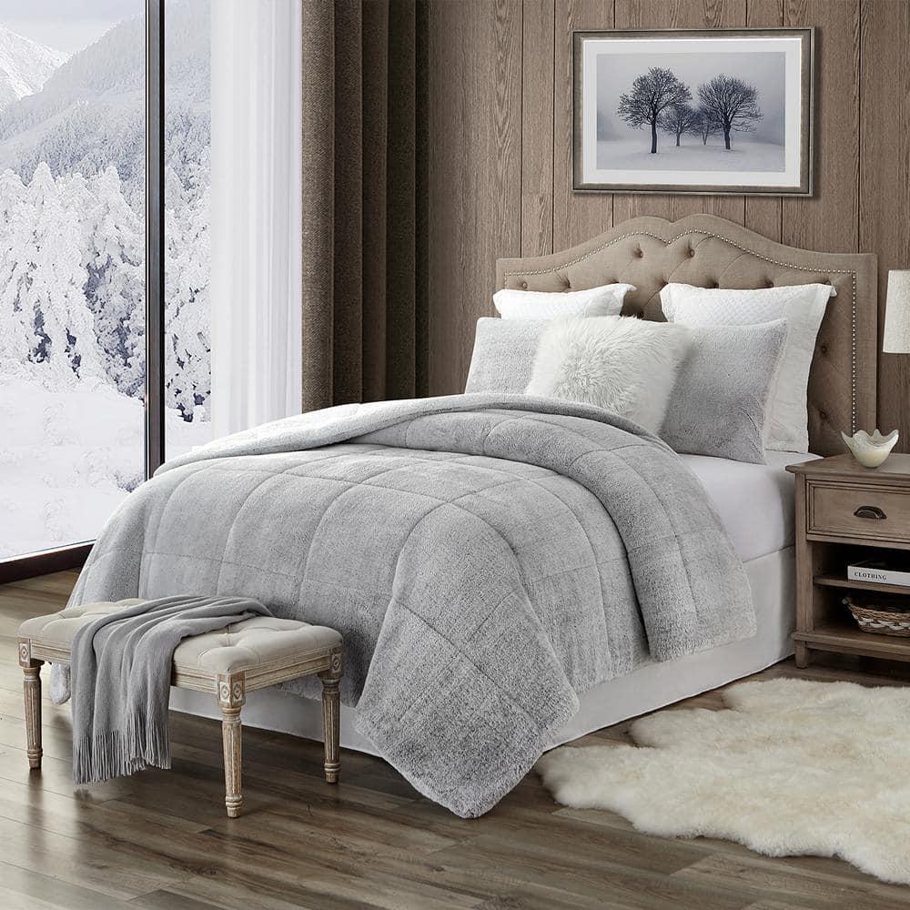 Ultra Plush Reversible Faux Fur and Sherpa 3-Piece Comforter Set