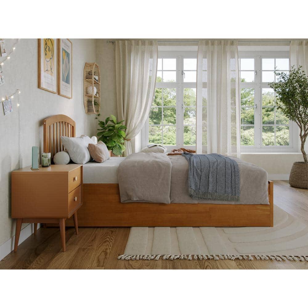 Richmond Solid Wood Platform Bed with Panel Footboard and Trundle