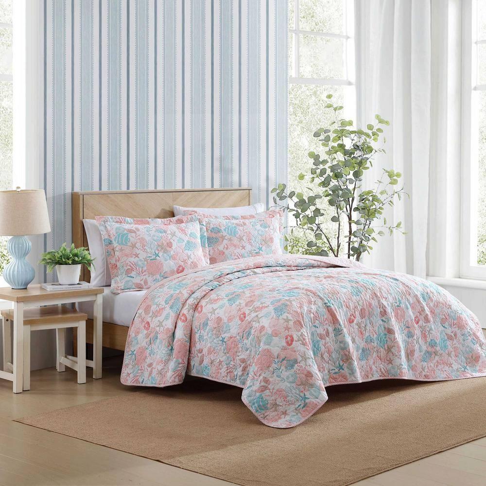 Laura Ashley King Swimtime Quilt Set Pink: Starfish Pattern, Includes 2 Shams, Machine Washable