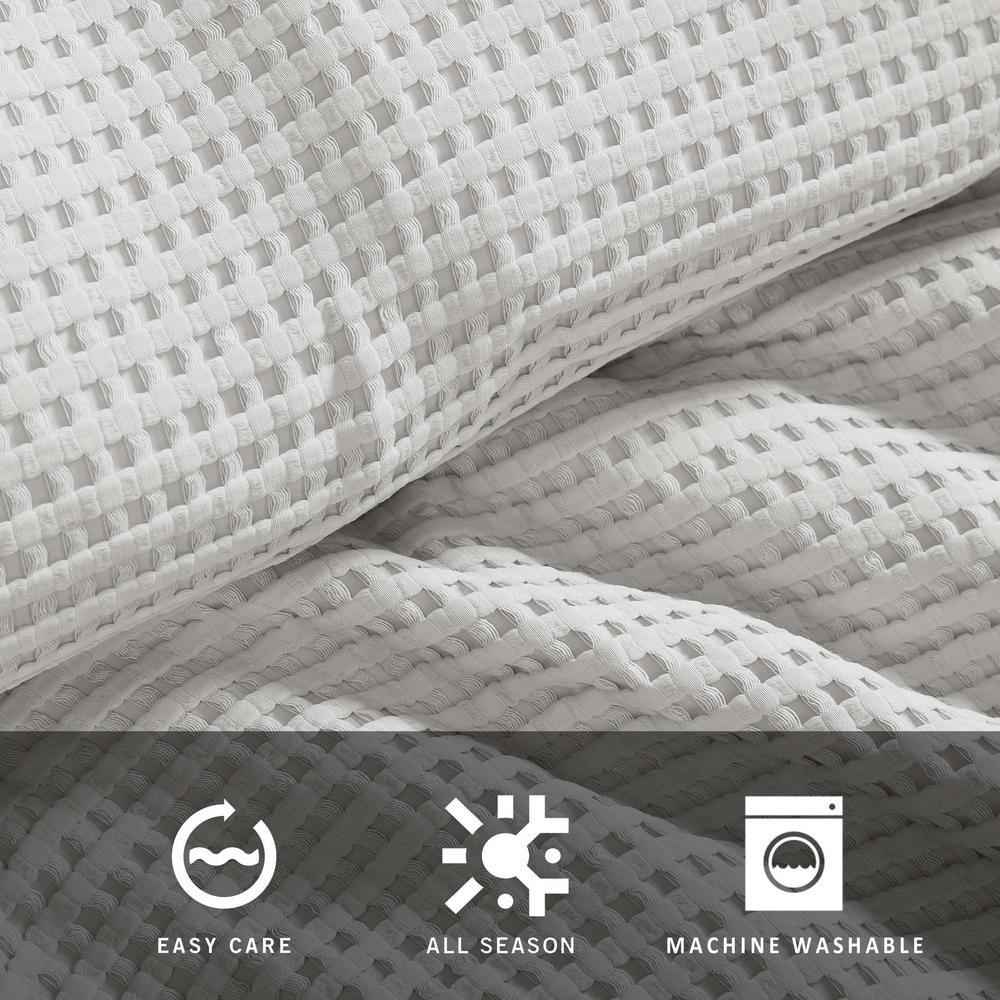 Kenneth Cole Kenneth Cole Solid Waffle Reversible Comforter Set