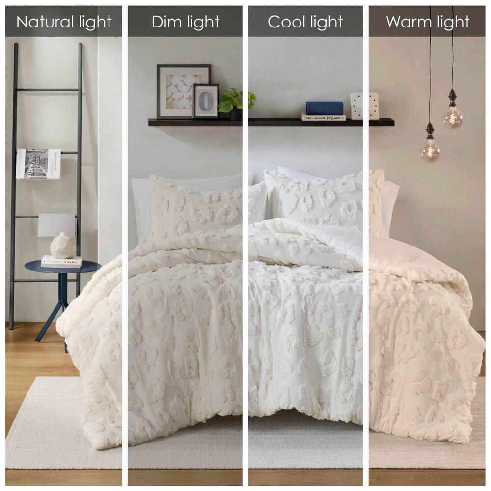 Intelligent Design Larissa Animal Chenille Comforter Set