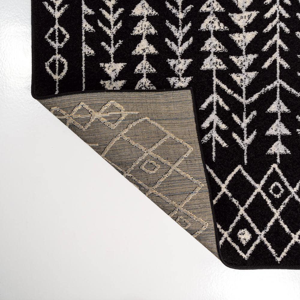 JONATHAN Y Ziri Moroccan Geometric Black/Cream 3 ft. x 5 ft. Area Rug
